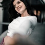 Ashika Ranganath Instagram - 🐽