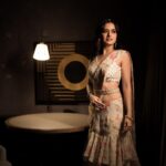 Ashika Ranganath Instagram - Team behind putting up this amazing look! Shot by @vasukikarkone Make up @urjapatel_artistry Hair @shrutihairartistry Outfit @dazzles_studio x @paulmiandharsh Jewellery @sri_ganesh_sadashivnagar Hair accessories & rings @akalpa_by_harshitha #avatarapurushatrailerlaunch #prereleaseevent #may6th