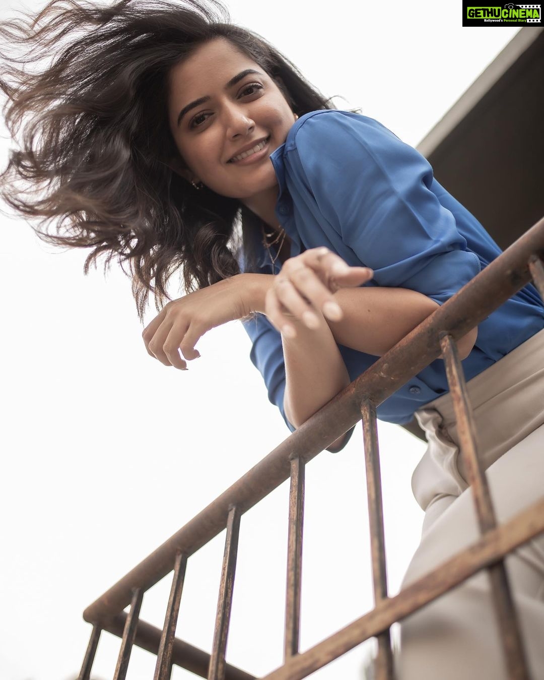 Ashika Ranganath Instagram - Shot by @vasukikarkone Make up @urjapatel_artistry Hair @makeup_by_sudha_baroi Accessories @akalpa_by_harshitha Outfit @zara Heels @stevemadden