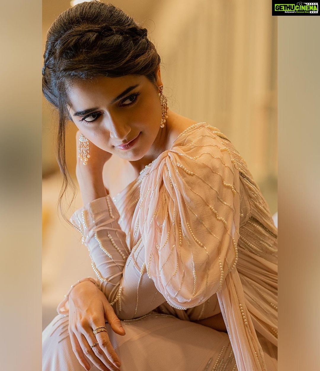 Ashika Ranganath Instagram - For #Madhagaja pre release event Styling @tejukranthi Outfit @anyracouture Make up @urjapatel_artistry Hair @makeover_by_raghu_nagaraj_n Photography @_trip_lenz_ @triplenz_fashionphotography Taj West End, Bengaluru
