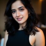 Ashika Ranganath Instagram - Heloooooooo 🖤