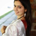 Ashika Ranganath Instagram - ಎಲ್ಲರಿಗೂ ಗೌರಿ ಗಣೇಶ ಹಬ್ಬದ ಹಾರ್ದಿಕ ಶುಭಾಶಯಗಳು 🙌🏻 ಈ ಗೌರಿ ಗಣೇಶ ಹಬ್ಬ ಸಮಸ್ತರಿಗೂ ಸಮೃದ್ಧಿ, ಸಂಪತ್ತು, ಆರೋಗ್ಯ, ಆಯಸ್ಸು, ಸಂತೋಷ ತರಲಿ. Happy ganesh Chathurthi everyone ♥️