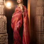 Ashika Ranganath Instagram - To this beautiful picture, gorgeous saree n amazing make up @bangalore.photographer 📸 @urjapatel_artistry 💄 @thenalme @maayarangdesignstudio 👗 @lotus_silver_jewellery 💛