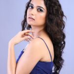 Ashika Ranganath Instagram - To this amazing look 🙌🏻 MUA @shreeyapawar_makeup_studio 💄 Outfit @pixie_yard_couture_studio 👗 Photography @photographer_ajay 📸