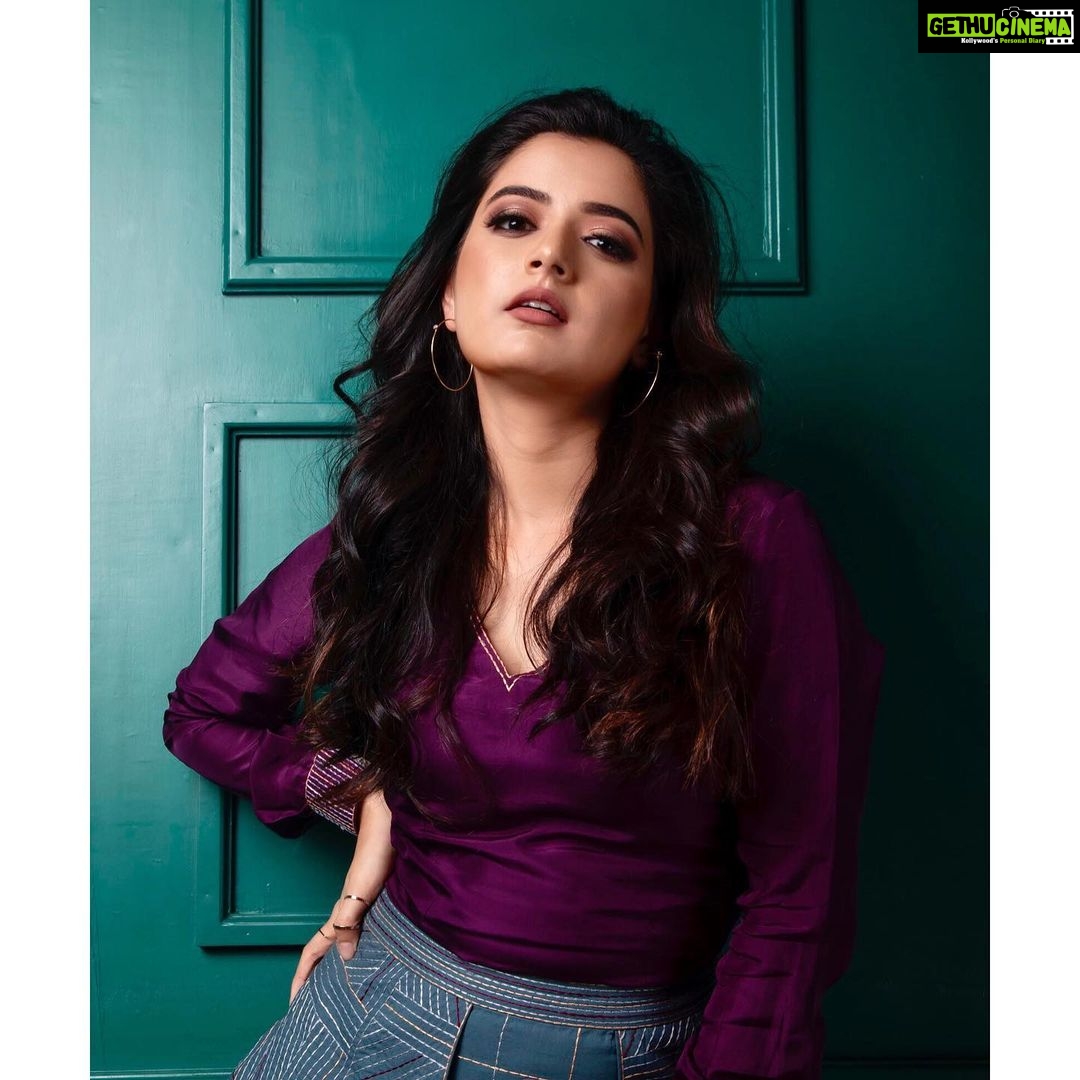 Ashika Ranganath Instagram - Shoot for @provoke_lifestyle magazine shoot π Coordinated by @madhudaitota β₯οΈ Styled by @tejukranthi π Outfit by @priyaagarwal_clothing π MUA @makeoversbynikitha π Photographer @nithishayyod πΈ Location @fatowl_jpnagar βΊοΈ