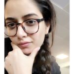 Ashika Ranganath Instagram - I had skin problems earlier like every other girl out there but taking good measures and guidelines has made my skin very healthy.. @skinlabindia has been taking care of my skin so well, their cleanups and facials have helped my skin get better and eating healthy green vegetables, fruits and drinking a lot of water will help make your skin perfect! @skinlabindia @drjamunapai #Naturalskin #skinlabbangalore Dr. Jamuna Pai's Skinlab