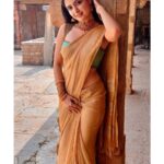 Ashika Ranganath Instagram - 🙌🏻 #templeweddings #cousinswedding