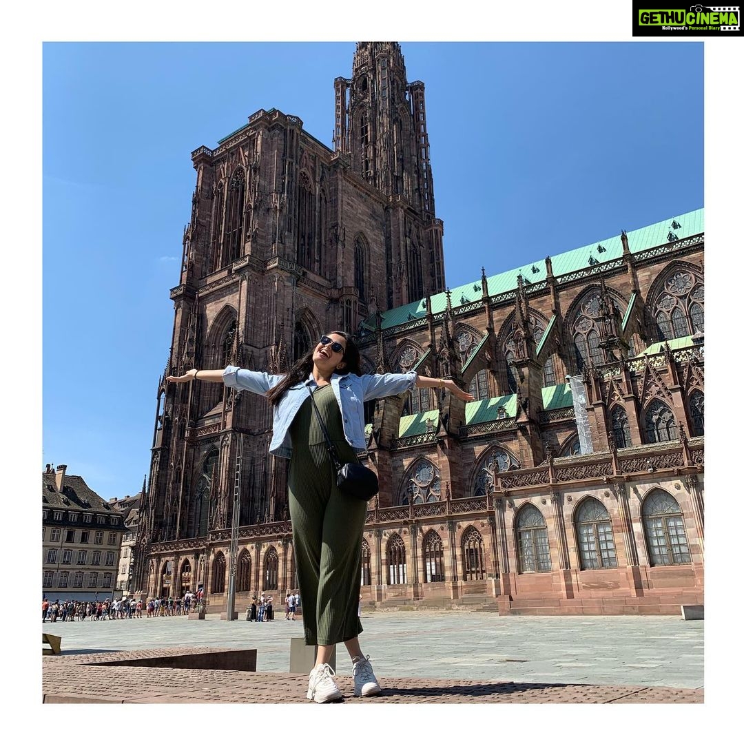 Ashika Ranganath Instagram - Strasbourg, France 😍 Cathédrale Notre Dame de Strasbourg