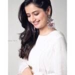 Ashika Ranganath Instagram - 🌸 Happy Sunday
