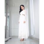 Ashika Ranganath Instagram - 💌 PC : @bangalore.photographer Outfit : @maayarangdesignstudio Styling & MUA : myself 🧸