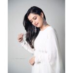 Ashika Ranganath Instagram - ♥️ Mirakki salon opening PC : @bangalore.photographer Outfit : @maayarangdesignstudio Styling & MUA : myself 👻