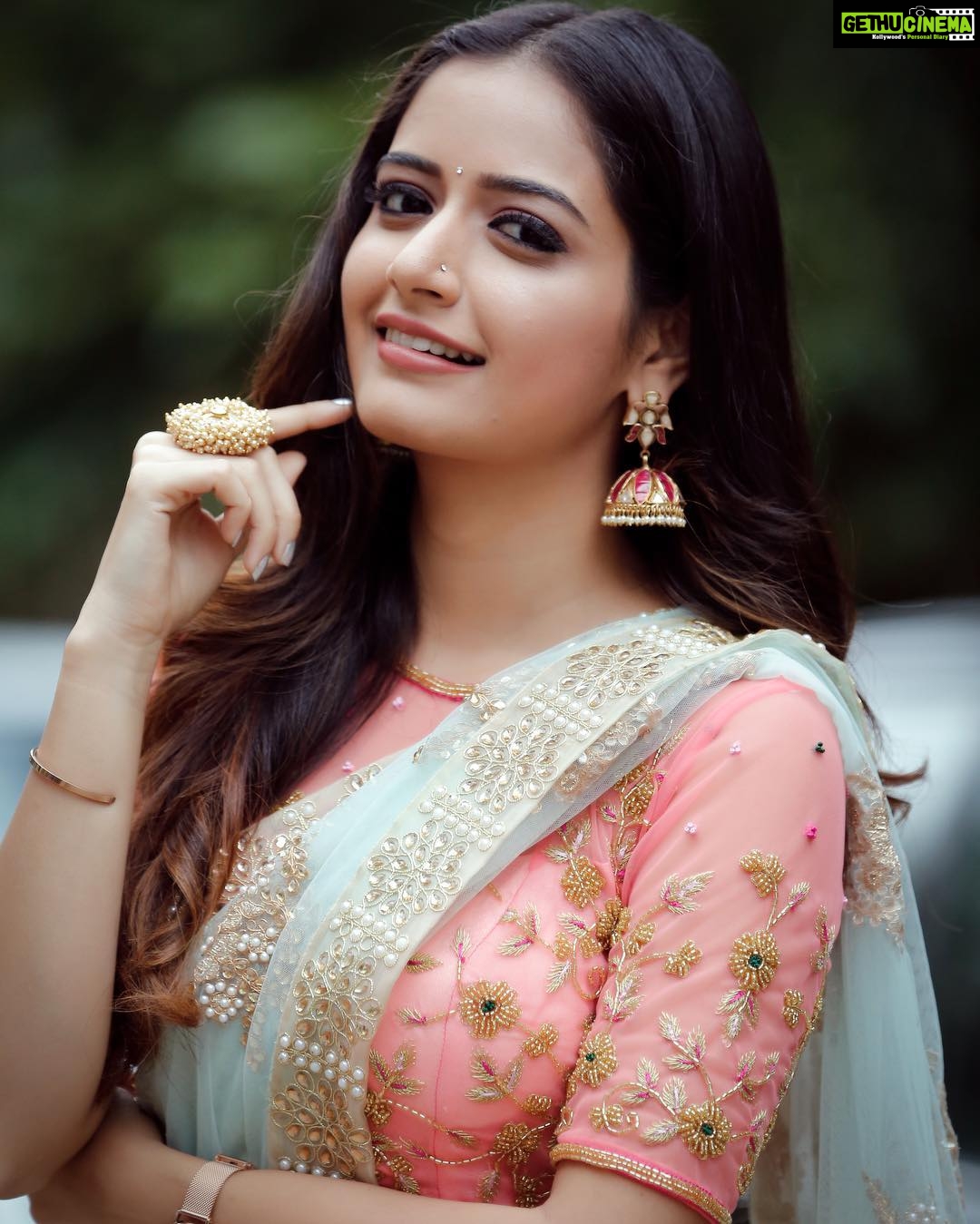 Actress Ashika Ranganath HD Photos and Wallpapers September 2018 - Gethu  Cinema