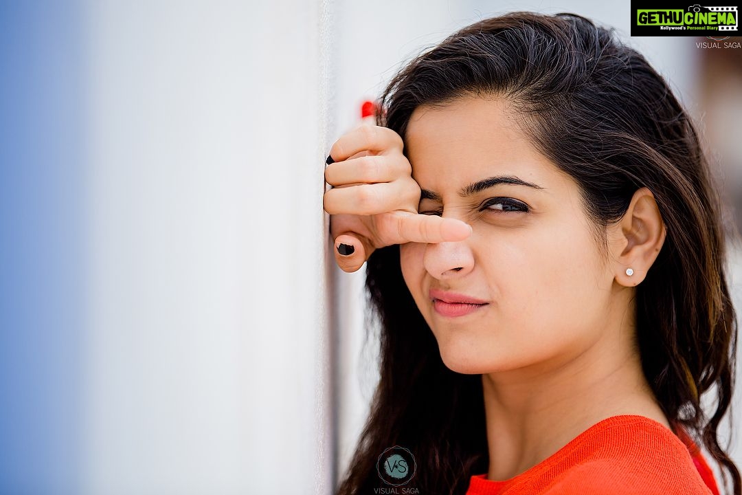 Ashika Ranganath Instagram - Because I like it this way .. š Thank you @vidyasagar_ofvisualsaga for clicking such good pictures n the edit is natural with my very lil make up (just the eye liner n nude lipstick) PC : @visual_saga