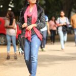 Ashika Ranganath Instagram - Filmy college feels 😍💕#Garudashootmode #releasing2018
