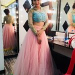 Ashika Ranganath Instagram - Dolled up in #byshachina’s beautiful lehenga 💕thanks darling 😘@shachinaheggar and loved the hair do too .. ty Shobha #zeekutumbaawards2017