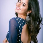 Ashika Ranganath Instagram - Happy Dussehra & Vijayadashami everyone 💫 Shot by @_raaghava @raghavstudios Outfit designed by @anyracouture Accessories @pihtara_jewels Make up @urjapatel_artistry Hair @paramesh_hairstylist