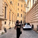 Ashrita Shetty Instagram - Casually blending in. 🤎🖤 Rome, Italy
