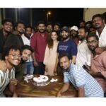 Athulya Chandra Instagram - 50 days of shoot and it’s a wrap for #gulugulu ♥️🙏 @santa_santhanam @mr.rathna @rajnarayanan1 @vijaykartikkannan @musicsanthosh @namita.krishnamurthy @varshacasts @hachu.k @maurish_dass_ @kavi_j_sundaram @snoookiedoookie @vigneshravee @donewmathan @philoedit @santo_krish #santhanam #rathnakumar #gulugulumovie #kollywood