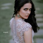 Athulya Chandra Instagram - मसाकली 🕊️ ..... ..... @paris_de_boutique @aandjcoutureofficial @ivorytusk_events @rakeshivory @roy_d.s @the_realeditor_ @sajil_sasikumar @libzalonso MUA @vikas.vks.makeupartist @mukeshmuralimukesh @nomarks_shibaz @santhosh_make_up @suluhairstylist Decor @executiveevents_kerala Jewelry @mdiamonds_boutique Model @jubee646 Location @les3elephants Special Thanks @balu_vilson @moncy__johnson @baketales_byfia #athulyachandra #grandeur #extravaganza