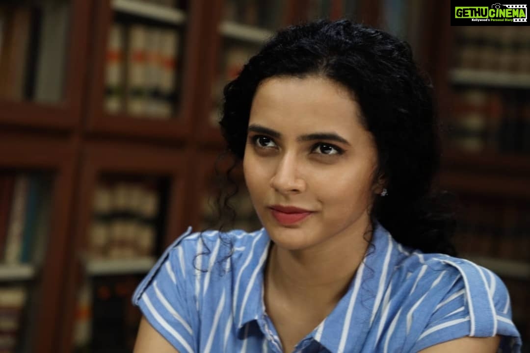 Athulya Chandra Instagram - that silence before the storm.. Sandra stories 😼 #ganagandharvan .. .. .. .. .. .. . ... .. .. .. .. .. #mollywoodactor #malayalamactress #btsedits #characterlook #southindianmovies #mallureposts #keralagallery
