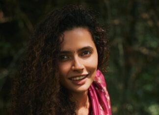 Athulya Chandra Instagram - Be your own muse and it gets better 🤘🏻♥️