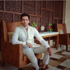 Avinash Tiwary Instagram - Shararat sprinkled with a pinch of Sharafat to make it palatable!