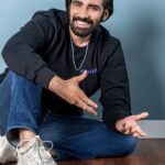 Avinash Tiwary Instagram - Swipe left to make me smile 💙🖤 Or you can just blow kisses ;)#TGOTT Pics sorted and approved by @parthmangla 📸- @fahadmoosa_ 👕 @usaamahsiddique 💇‍♂️ @vinitblunt786 Makeup @faizahairandmakeup