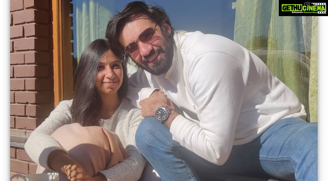Avinash Tiwary Instagram - Manzil ki Zaroorat sirf isliye hai ki safar ho sake aur Manzil ki Zaroorat sirf isliye hai ki Safar ruk sake... Zaroorat sach mein sirf Saathi ki hai ki ek Khoobsurat Safar Kat Sake