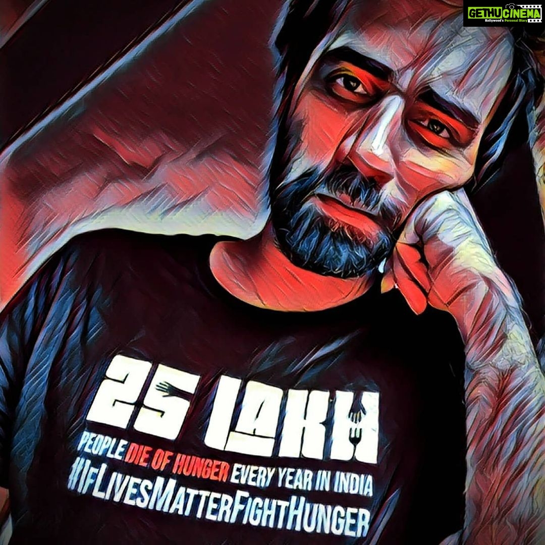 Avinash Tiwary Instagram - Dear AT, You saw lakhs of Migrants worker with no food and water walk barefoot back to their Hometowns. Many of them could not make it...While you were sitting at home living your privileged life making banana bread... You have earned most of your privileges, don't be guilty for it. But the least you can do is raise the voice for the voiceless. You came across a data that struck you... 25 LAKH PEOPLE DIE OF HUNGER EVERY YEAR IN INDIA. This lockdown period saw various activist fight for issues that resonated with them and salute them for it. But you wanted to know that if lives matter why dont you hear an equal uproar for those who die of hunger. We don't have any data on the Migrant deaths, we don't have any data or compensation for the Medical staff that lost life being the frontline warriors during this Pandemic. Yes you should question the present Govt, but also the previous ones for not creating an infrastructure for any of this. But most importantly you need to question the people of this country and ask them if there is any 'Value of Human Life'in this country... Coz if there was,we would definitely address these issues and make it a priority over most things we scream and shout about. I want you to know that it is okay to accept and be ashamed that your country has really not valued human life. Its only when you truly feel that shame will the so called wannabe Nationalist in you want to make a change. I hope and pray that when the world finds its feet again the collective intellect,resources,intent be used to make sure that the Value for Human life takes precedence in our country... Hope and pray that people dont die out of Hunger... Of what you know our country is self- sufficient in the production and Supply of food,its the distribution chain of food that needs to be streamlined and the Capitalists(if not the Govt) find a way to profit by making sure there is food in everyones hand. Till then i hope you keep reminding the world but for that i hope you remember the unaccounted deaths in the country. - Lil voice that doesn't shut up #25LakhpeopledieofhungerinIndia #iflivesmatterfightHunger #ATquarantinechronicles #QuarantineChronicles