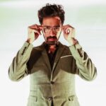 Avinash Tiwary Instagram - 'Olive You' , Swallow me with a Martini! Styled by - @krishnabhanushali12 for @filmfare style and glamour awards! #filmfarestyleandglamourawards @selectedhomme @guesswatches @enzo.cardini Hair- @vinitblunt786 📸- @ragininath12