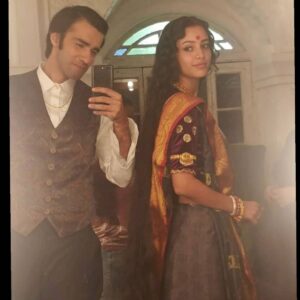 Avinash Tiwary Instagram - I want to take this opportunity and thank everyone for the love showered for #Bulbbul.
Its very rare to be part of a film wherein every facet of the film is acknowledged and appreciated equally. 
Thank you @anvita_dee for making me a part of this beautiful film which has ignited so many conversations.
One of the many conversations I have had with close friends and family, because there I can speak my mind freely,  revolves around patriarchy. One of the major reasons I signed on was that I wanted to see what Satya would bring to the film. At the end of the film, Bulbbul calls out Satya as one of the patriarchs in the film... she tells him, ‘Tum Sab Ek Jaise Ho’. That’s the conversation that’s been happening around me... was Satya patriarchal? What did he really do wrong?

Most men around me identify themselves as being like Satya... he’s someone who doesn’t really do things wrong, but still becomes an oppressor/ patriarchal because of the conditioning that most men have. I kept debating with Anvita(Someone i truly vale and respect) about it... Honestly, I kept thinking that Satya was doing everything right, until Anvita said that, ‘Avinash, maybe you need to acknowledge that you are a closet patriarch yourself’. It’s not very easy to accept that... I am still fighting it but I am willing to understand that I may be wrong about it. I am happy that at least people around me are having a conversation about it. When that conversation becomes a public discourse, that’s when things will get interesting and a change will happen. I truly feel that I am a feminist coz i believe in equal opportunities for everyone and the day I can acknowledge that I am actually a closet patriarch is when that shift will happen, at least within me.

Taking this opportunity to thank all my lovely co-actors...learnt so much from each one of them
@tripti_dimri @rahulbose7 @paoli_dam @parambratachattopadhyay❤️❤️❤️❤️

Want to thank my producers @anushkasharma and @kans26  @officialcsfilms for giving me this opportunity.
Thank you @netflix_in
Love to the whole team.
❤️❤️❤️🤗🤗🤗

Over to the next.

P.S apne camere se kheechi gayi tasveerein.