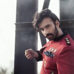 Avinash Tiwary Instagram - 🛑🛑🛑🚨🚨🚨🛑🛑🛑 @candymag.in Photographed by @studiodenz Creative Director | @farrahkader Fashion Stylist @jaadu_sidhu @haaute MUAH @kanika_arrora Interview By @sakshi.404 Artist PRI @hypenq_pr Location | Bhatia Island, Mumbai Jacket & Pants by @blackrosebytabishmistry, Pocket Square by @fitoorshop, Accessories by @bebajrang, Shoes by @zara