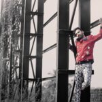 Avinash Tiwary Instagram - 🛑🛑🛑🚨🚨🚨🛑🛑🛑 @candymag.in Photographed by @studiodenz Creative Director | @farrahkader Fashion Stylist @jaadu_sidhu @haaute MUAH @kanika_arrora Interview By @sakshi.404 Artist PRI @hypenq_pr Location | Bhatia Island, Mumbai Jacket & Pants by @blackrosebytabishmistry, Pocket Square by @fitoorshop, Accessories by @bebajrang, Shoes by @zara