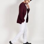 Avinash Tiwary Instagram - #GhostStories Screening Spooking the world with just 'tash'! Also, Merry Christmas Everyone!! Styled by @krishnabhanushali12 HMU- @vinitblunt786 @faiza_moosa137 📸- @_nikhilwa