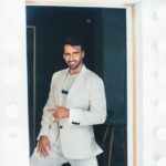 Avinash Tiwary Instagram - For the opening ceremony of @mumbaifilmfestival Styled by - @___shrutiagarwal___ Suit - @Dinkaraneja.menswear Tee - @selectedindia Shoes @nike 📸- @_nikhilwa Location - @shootmestudios4 Pro tip - Dandruff issues??! Wear all white ;)