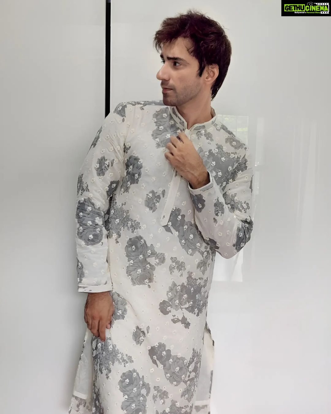 Avinash Tiwary - 16K Likes - Most Liked Instagram Photos
