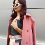 Avneet Kaur Instagram – Colour blocking!!! 🤍💗💚 #styledbyme #colourpallette
Outfit: @saangi_pret
stylist: @digitallydiksha
winter wear : @shop.dlanxa
Style partner: @styling.your.soul
Belt- @maisonvalentino
Shades- @dior
Bag- @katespadeny
Boots- @hm Mumbai, Maharashtra