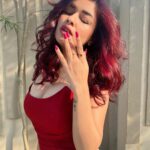 Avneet Kaur Instagram - I guess I’m ready for my close up.🍇✨