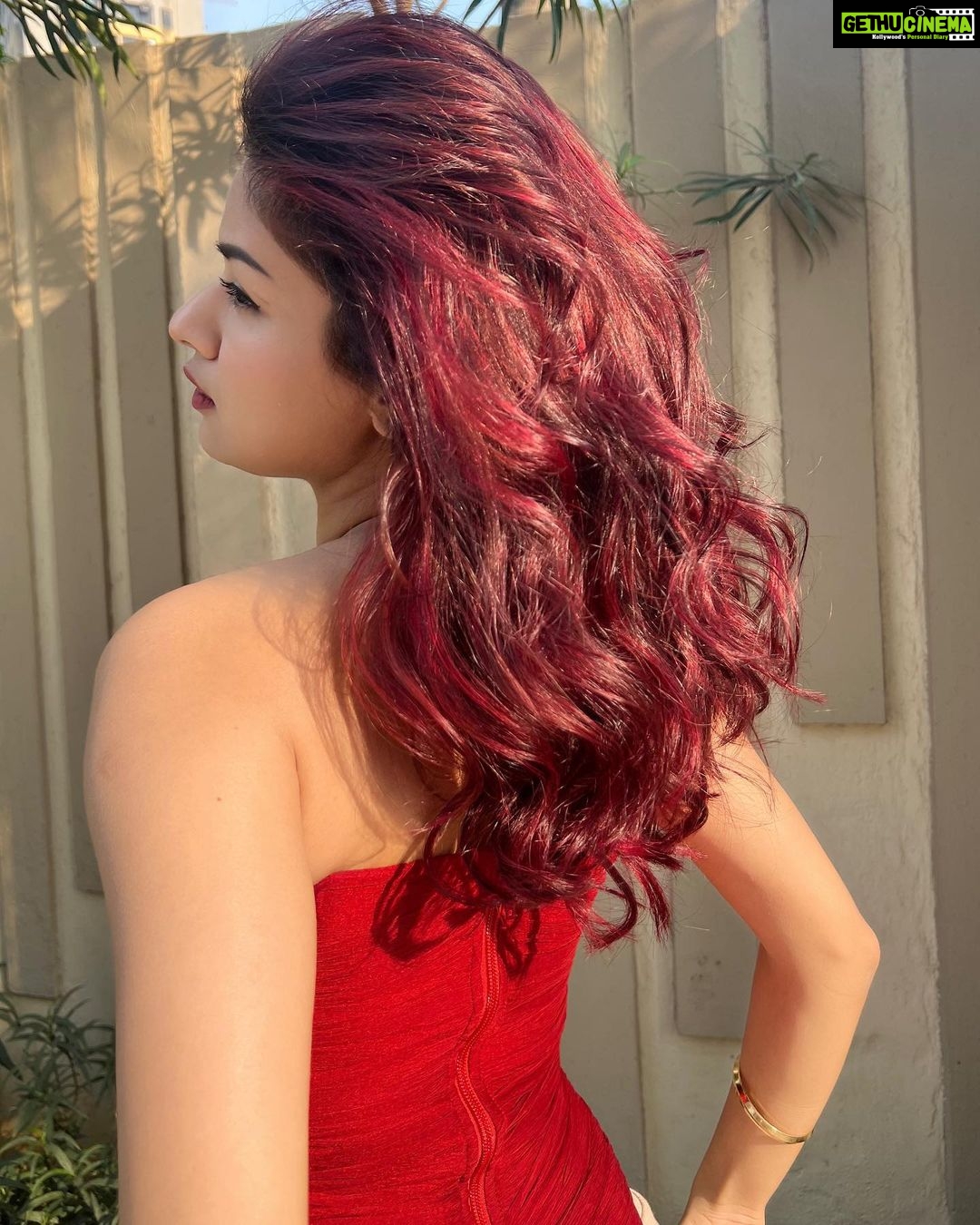 Avneet Kaur Instagram - I guess I’m ready for my close up.🍇✨