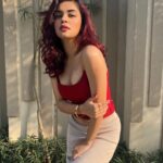 Avneet Kaur Instagram - Mulberry 🍇 #newhair Wearing- @itgirl_love