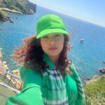 Avneet Kaur Instagram - Sun is shinin and so are you 💚☀️ #nofilter Antalya, Turkey