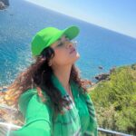 Avneet Kaur Instagram - Sun is shinin and so are you 💚☀️ #nofilter Antalya, Turkey