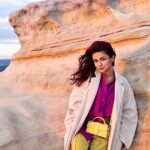 Avneet Kaur Instagram - Sea is calling me 🌊💜💛 #JNTO #VisitJapan #Japan #travel #TravelInJapan #TravelToJapan #JapanCelebratesYou #shirahamabeach #visitwakayama Wearing- @zara @urbanic_in Bag- @jacquemus Overcoat :- @furbish_exclusive styled by @stylingcityy 白良浜 海水浴場 Shirarahama Beach