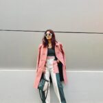 Avneet Kaur Instagram – Colour blocking!!! 🤍💗💚 #styledbyme #colourpallette
Outfit: @saangi_pret
stylist: @digitallydiksha
winter wear : @shop.dlanxa
Style partner: @styling.your.soul
Belt- @maisonvalentino
Shades- @dior
Bag- @katespadeny
Boots- @hm Mumbai, Maharashtra