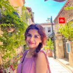 Avneet Kaur Instagram - Jo Hai Tera Labh Jayega, Karke Koyi Bahana… Tere Bas Mein Kujh Vi Nahi Ae, Dil Nu Eh Samjhawa….💖 Antalya, Turkey