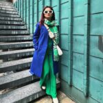Avneet Kaur Instagram – Fashion is art and you are the canvas.💚💙 #tones #tokyo #fashion #avneetstylediaries
Tee- @hm
Coat- @shop.dlanxa
Bag- @prada
Shades- @dior
Boots- @hm
Styled by- @styling.your.soul Tokyo, Japan