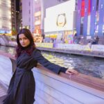 Avneet Kaur Instagram - City lights.😍✨ #JNTO #VisitJapan #Japan #travel #TravelInJapan #TravelToJapan #JapanCelebrates #Dotonbori #Shinsaibashi #shoppingOsaka #OsakaJapan Osaka, Japan 大阪