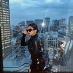 Avneet Kaur Instagram - Tokyo dreams.🖤🥶❄️ #styledbyme Wearing- @urbanic_in 🕶- @versace Tokyo, Japan
