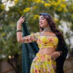 Bhanu Sri Mehra Instagram – I can’t stop being awesome. It’s in my blood 💖

Wearing: @kalpana_vogeti 
Pic 📸: @manoj_gangula
Jewelry: @emmadi_silver_jewellery 

#tollywoodactress #bhanusree🔥❤️ #halfsaree #love #bepositive