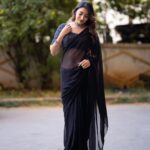 Bhanu Sri Mehra Instagram – 🖤

Wearing: @kalpana_vogeti 
📷: @manoj_gangula 

#tollywoodactress #inblacksaree #love #bhanusree🔥❤️